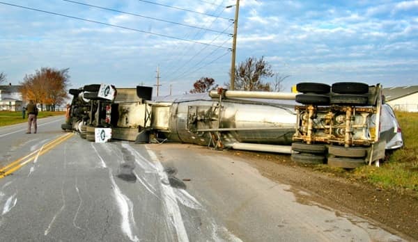 6 Key Factors That Make Truck Accidents Different From Other Crashes